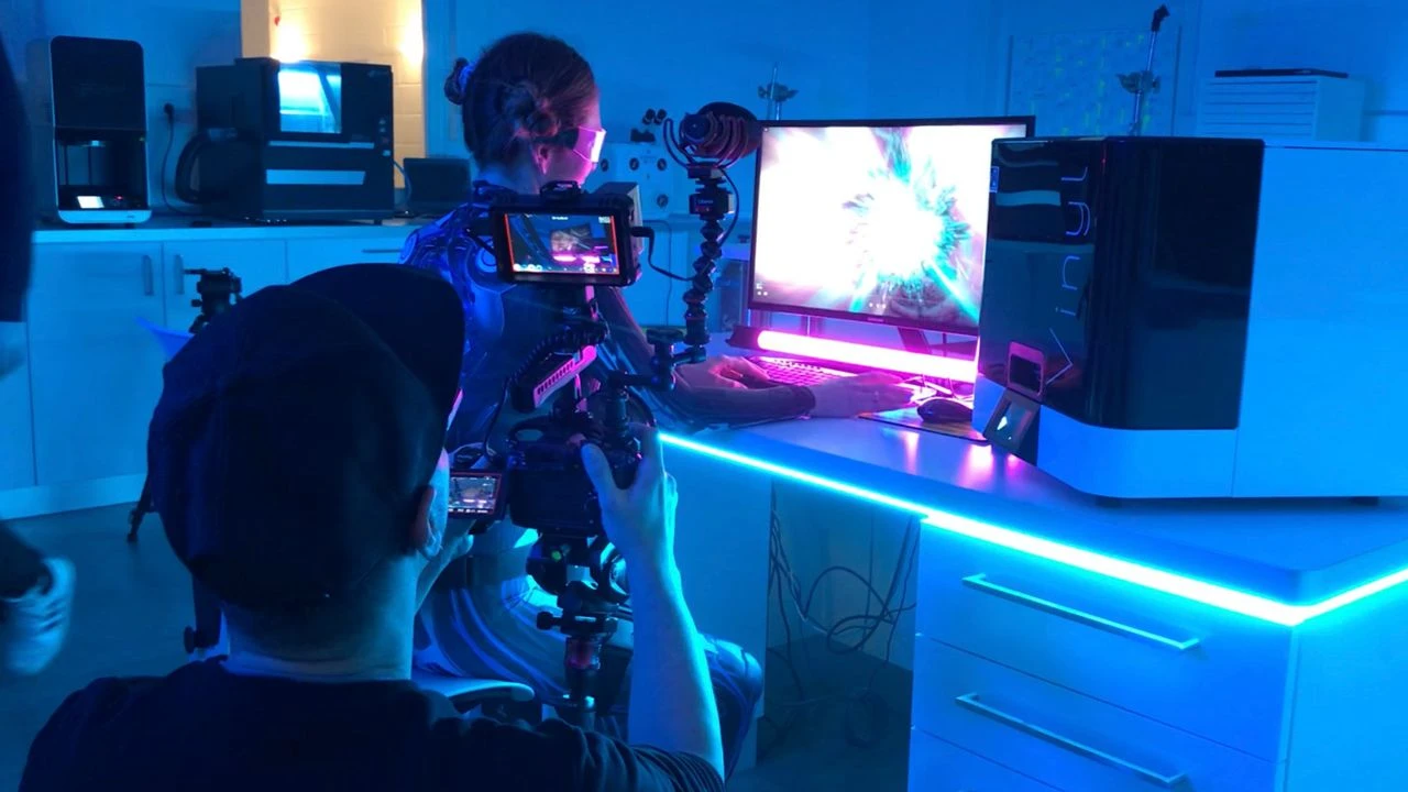 twohands media - Bild 3