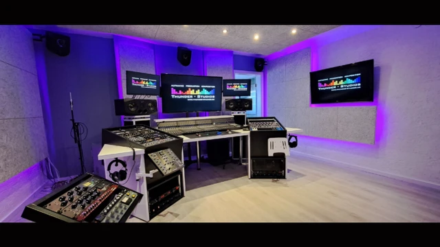 Thunder-Studios