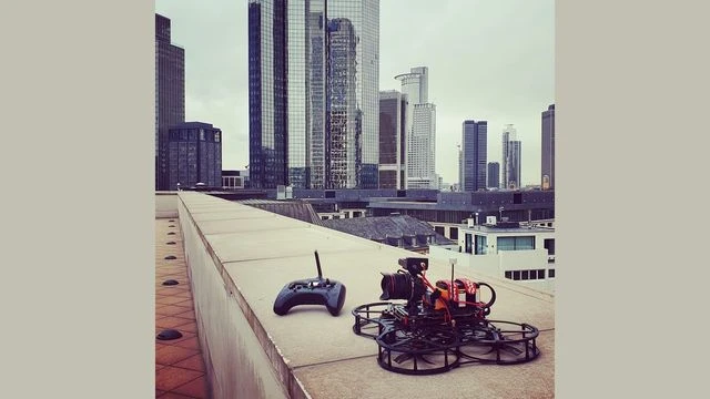 Cinelifter Media: FPV Drohnenaufnahmen