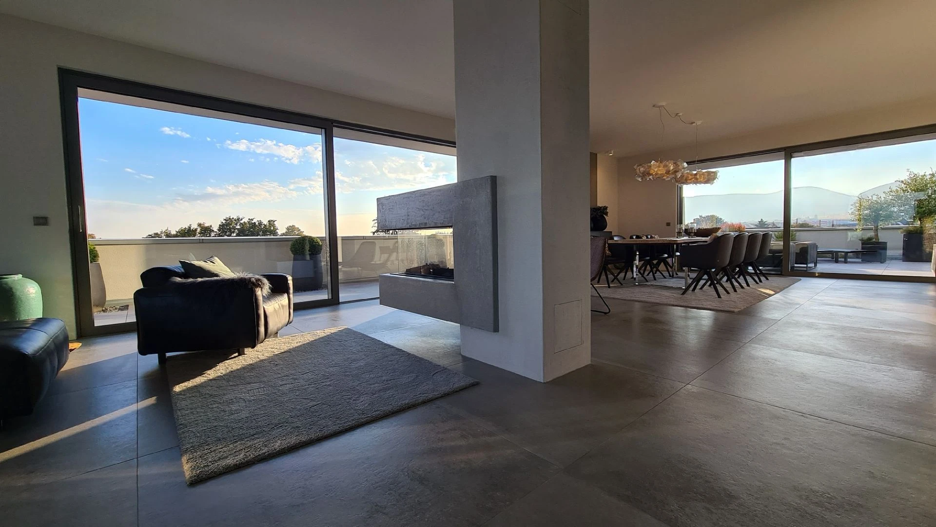 Luxury Sky Penthouse, Serien-,Film-,TV-Location, Weinberge, Riesiges Lager für Filmproduktionen,LKW Anfahrt, Malerische Kulisse - Bild 7