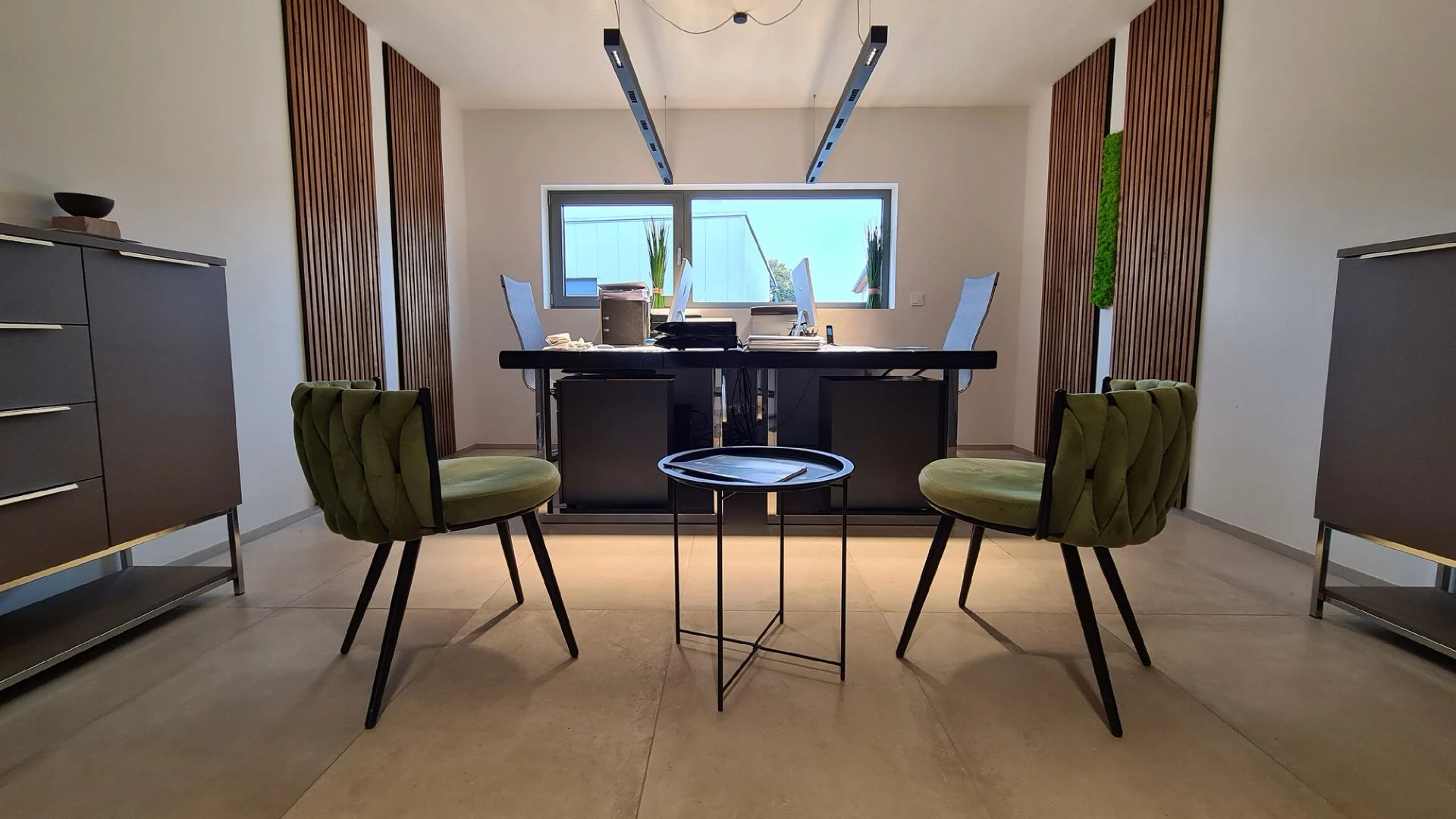 Luxury Sky Penthouse, Serien-,Film-,TV-Location, Weinberge, Riesiges Lager für Filmproduktionen,LKW Anfahrt, Malerische Kulisse - Bild 15