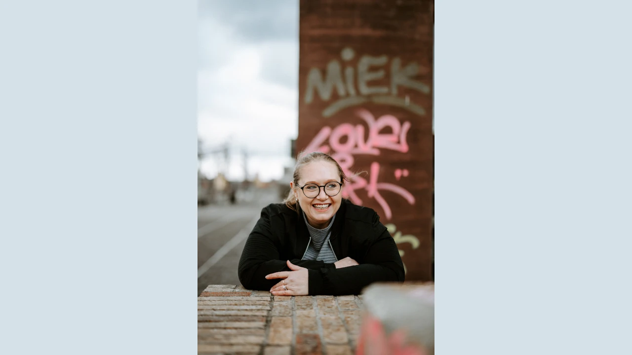 Synchronsprecherin & Autorin